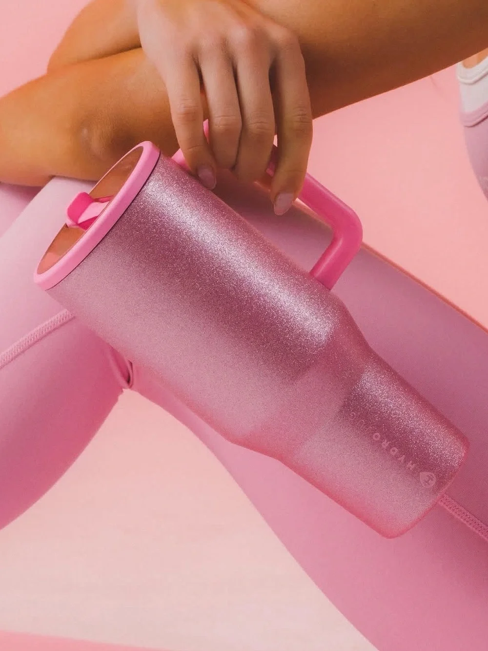 🦋HydroJug Traveler  Pretty in Pink 40 oz